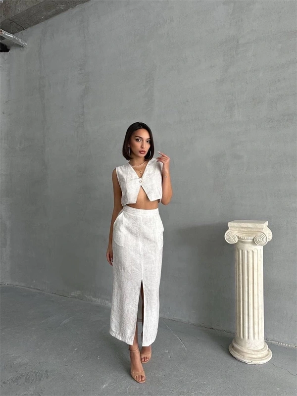 Çilek takım etek yelek