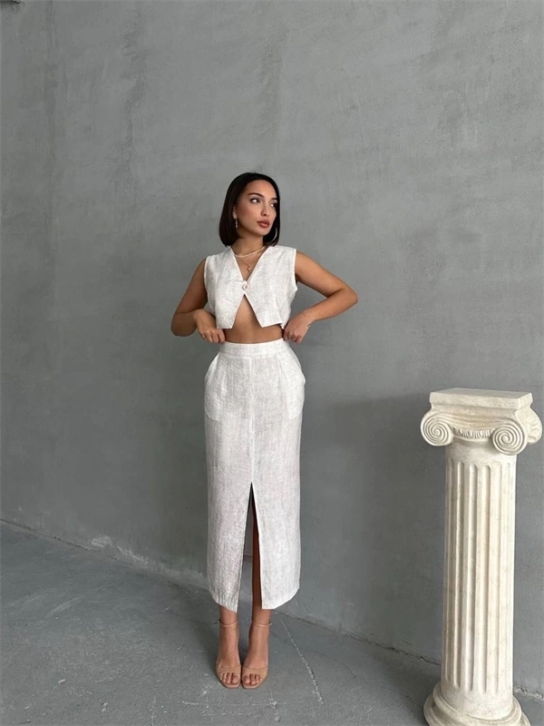 Çilek takım etek yelek