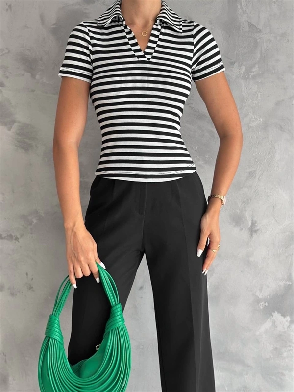 Çizgili Kaşkorse V Yaka Tişört Siyahbeyaz