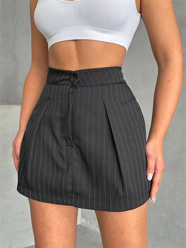 Çizgili şort etek
