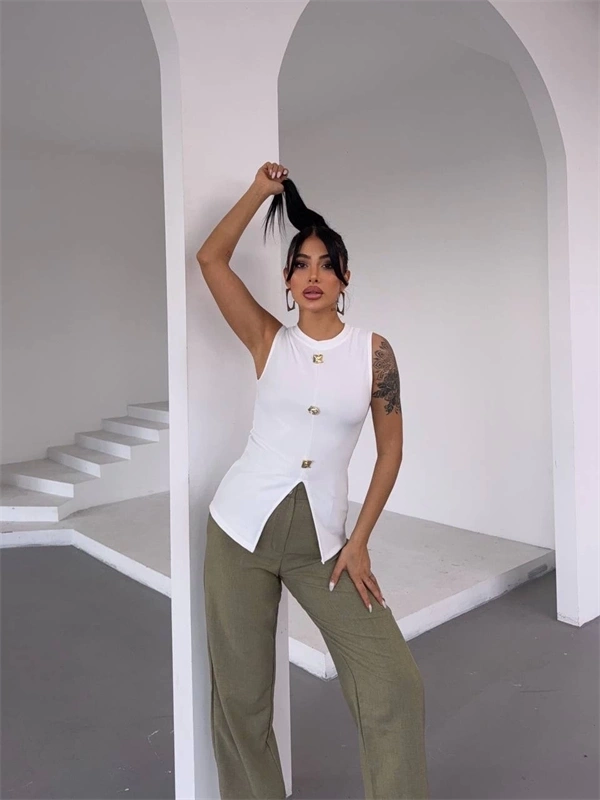 Kadın beyaz bisiklet yaka gold düğmeli ottoman bluz s2310