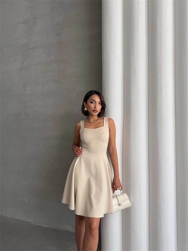 Kadın kare yaka kısa elbise s251188