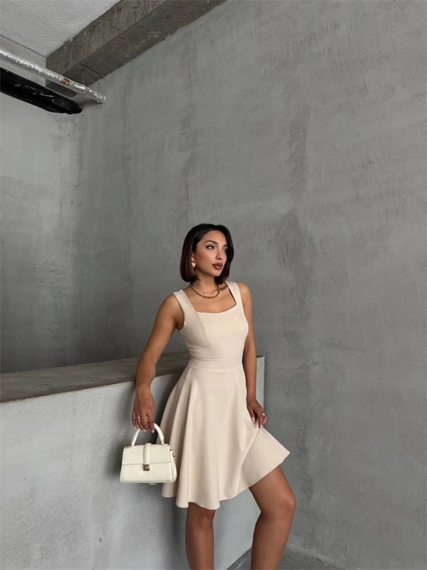 Kadın kare yaka kısa elbise s251188