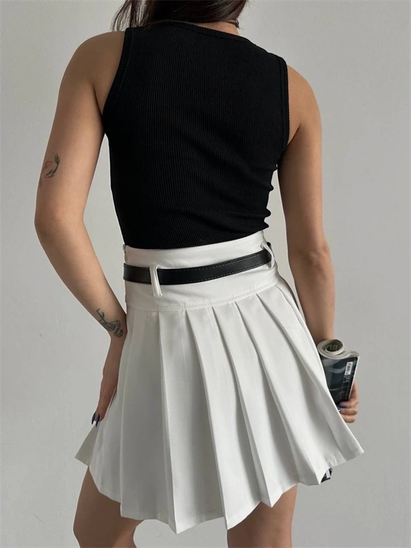 Kalp nakışlı atlet