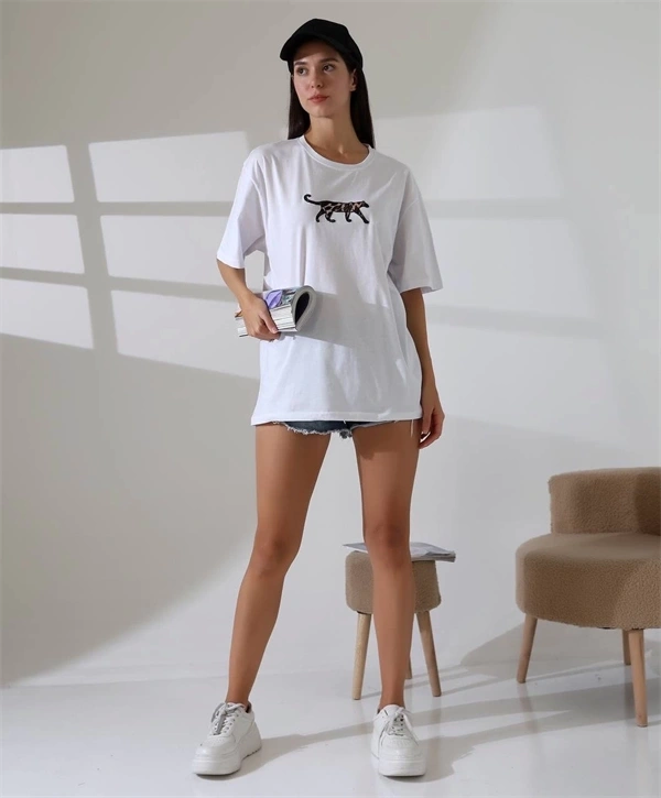 Kaplan nakış işlemeli Oversize Kadın T-Shirt