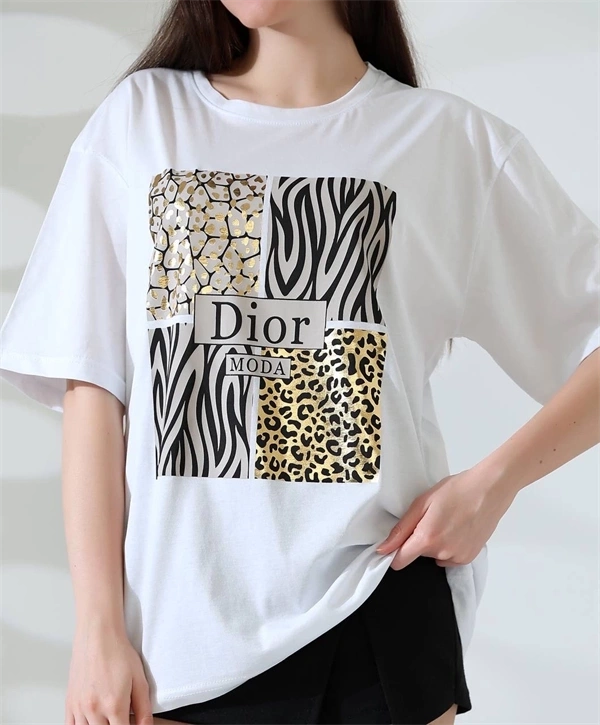 Karma Desenli Oversize Kadın T-Shirt