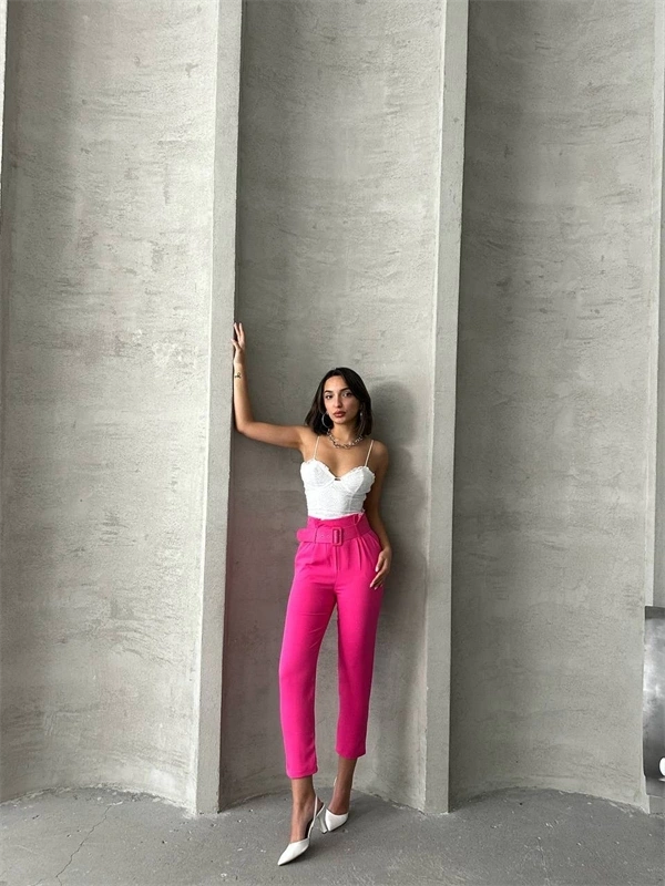 Kemerli havuç pantolon