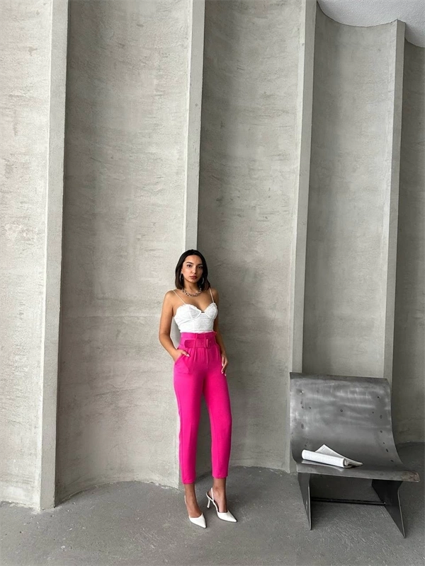 Kemerli havuç pantolon