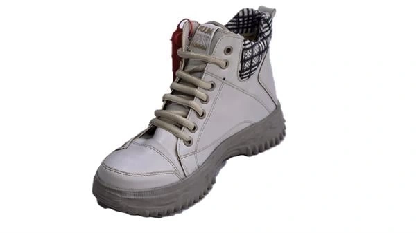 Ki Deri Su Geçirmez Kadın Spor Bot