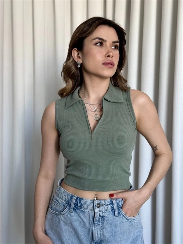 Kısa fermuarlı crop