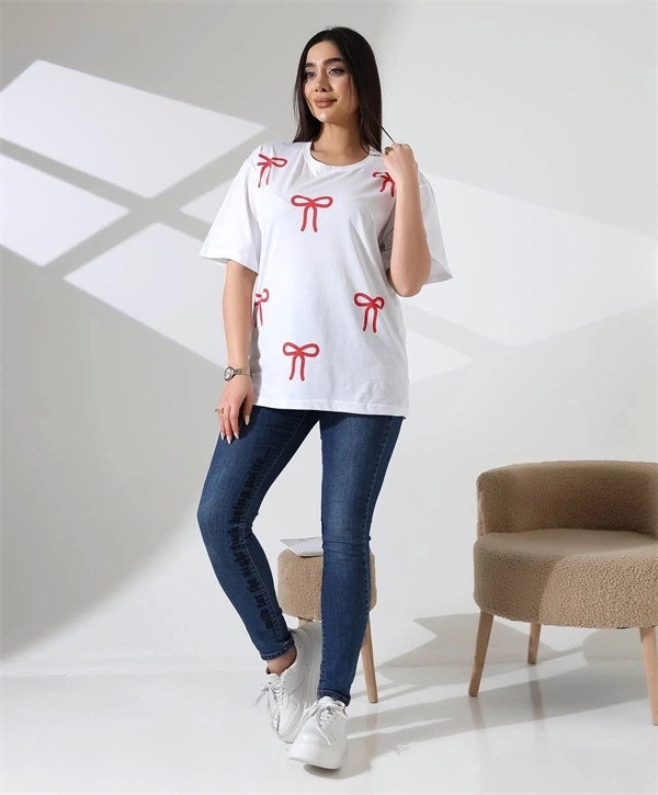 Kurdele Baskılı Kadın T-Shirt