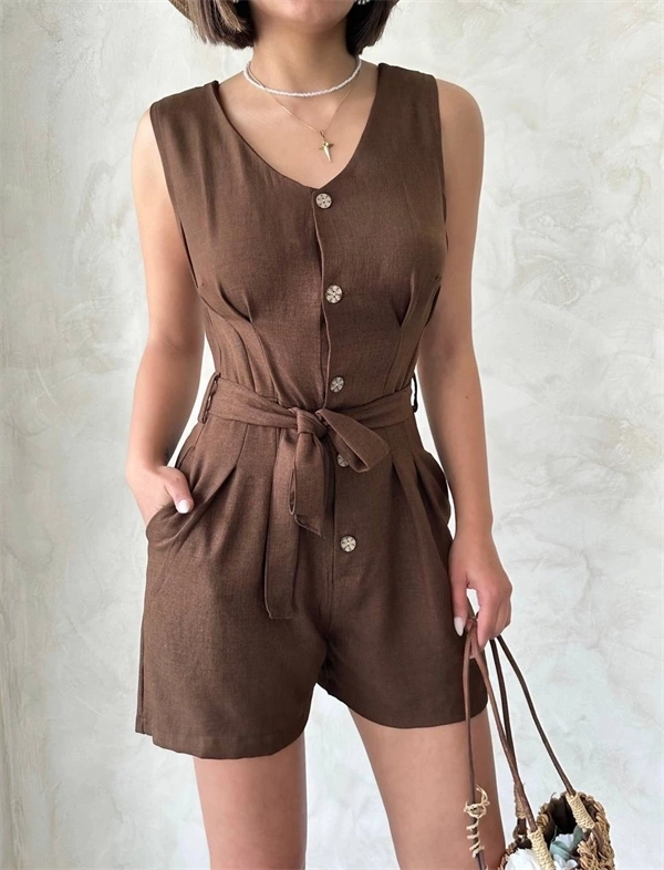 Kuşaklı şortlu tulum