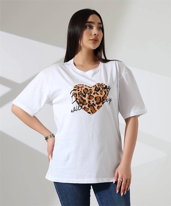 Leopar kalp Baskılı Kadın T-Shirt