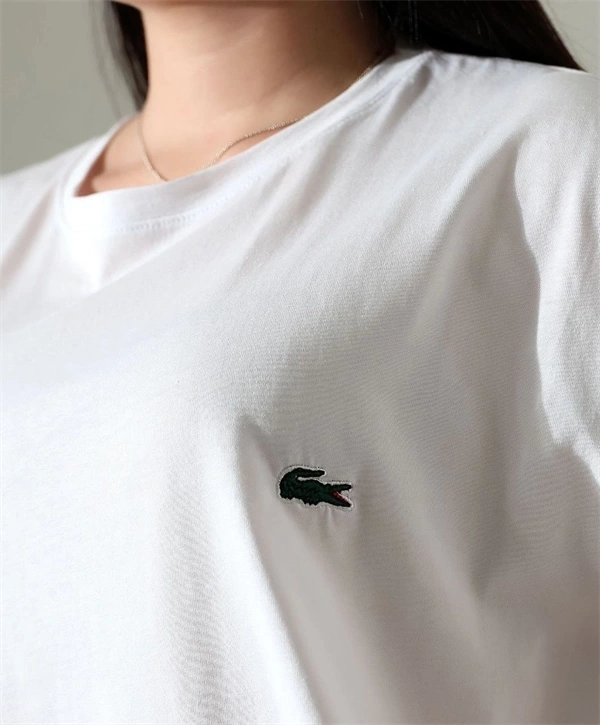 Nakış işlemeli Kadın T-Shirt