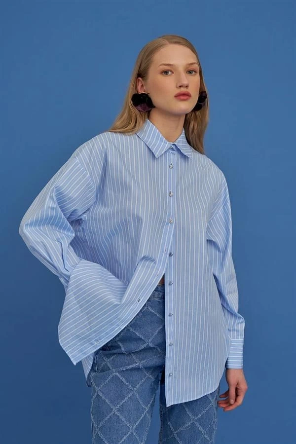 Oversıze Çizgili Kadın Gömlek