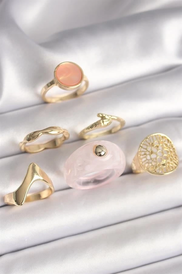 Pirinç Gold Renk Pembe Plastik Yüzük Model Daire Pembe Mine Yılan Detay 6Lı Kadın Yüzük Seti