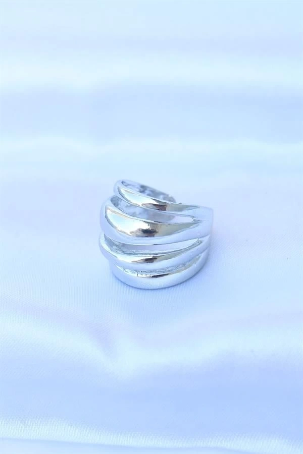 Pirinç Gümüş Renk Ayarlanabilir Tırtıklı Bombe Yüzük