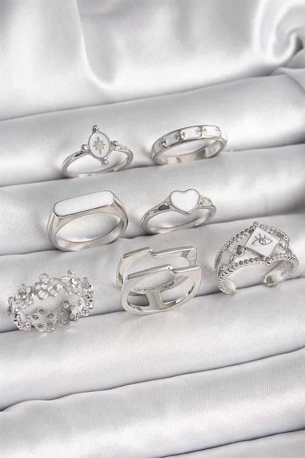 Pirinç Gümüş Renk Beyaz Mineli Kalp Çiçek Detay Kadın Yüzük Kombin