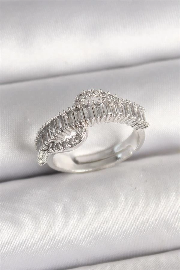 Pirinç Gümüş Renk Su Yolu Zirkon Taşlı Ayarlanabilir Model Kadın Yüzük