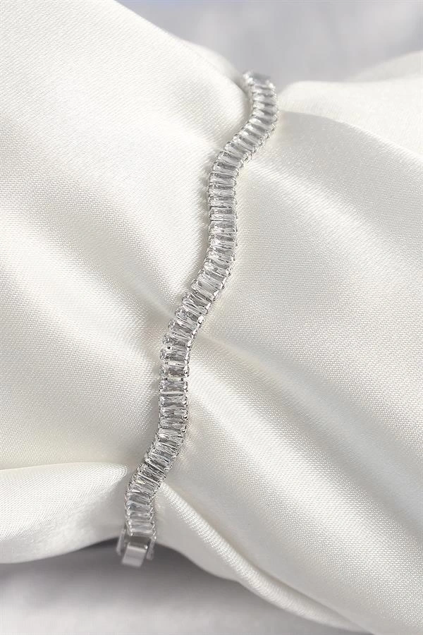 Pirinç Gümüş Renk Su Yolu Zirkon Taşlı Model Kadın Bileklik