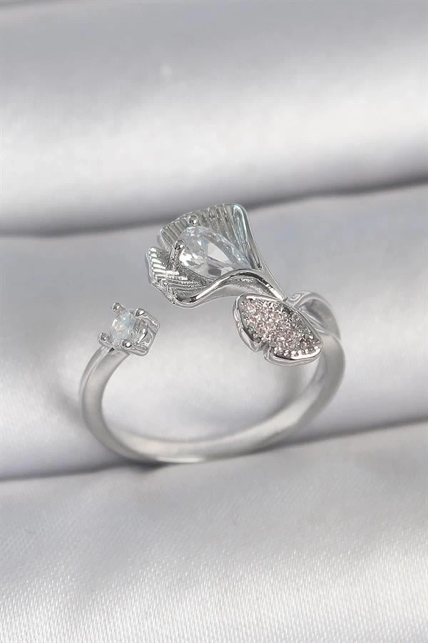 Pirinç Gümüş Renk Zirkon Taşlı Deniz Kabuğu Model Ayarlanabilir Kadın Yüzük