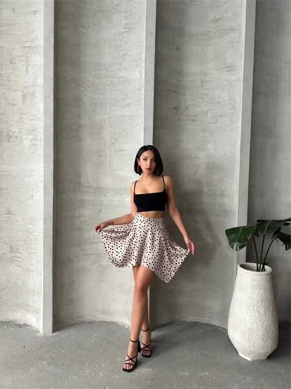 Puantiyeli etek s25900