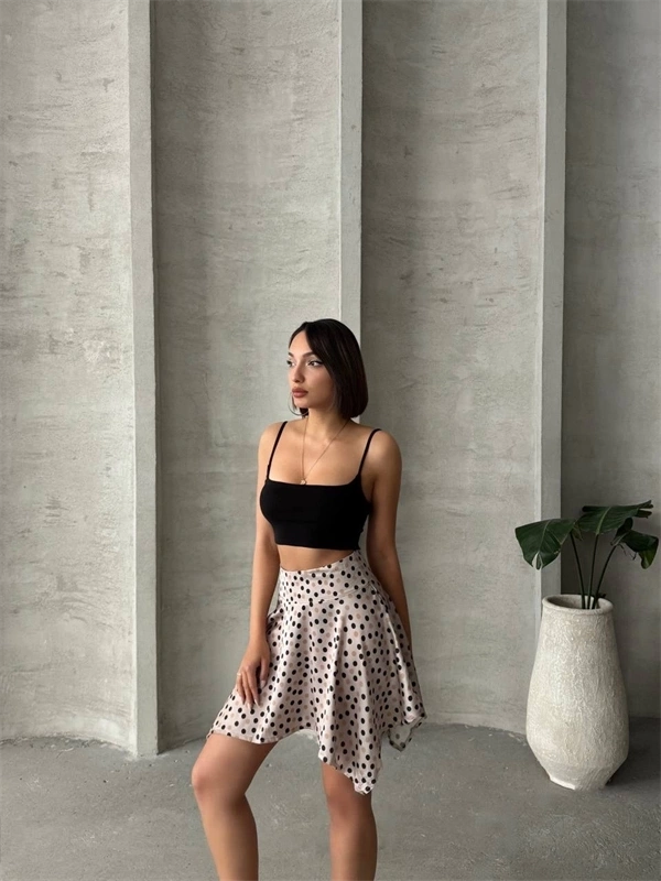 Puantiyeli etek s25900