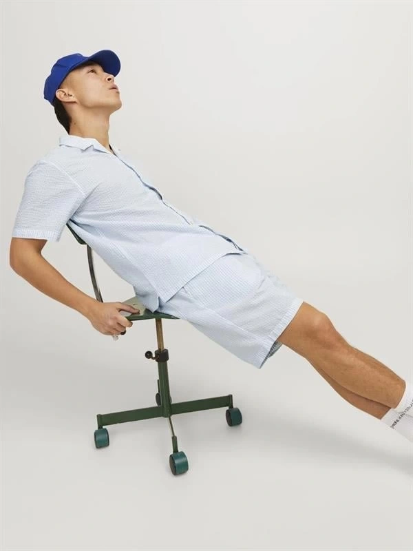 Rahat Kesim Erkek Gömlek Çizgi Detaylı