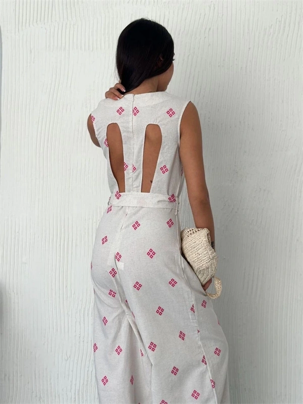 Sırt dekolteli keten beyaz tulum S1036