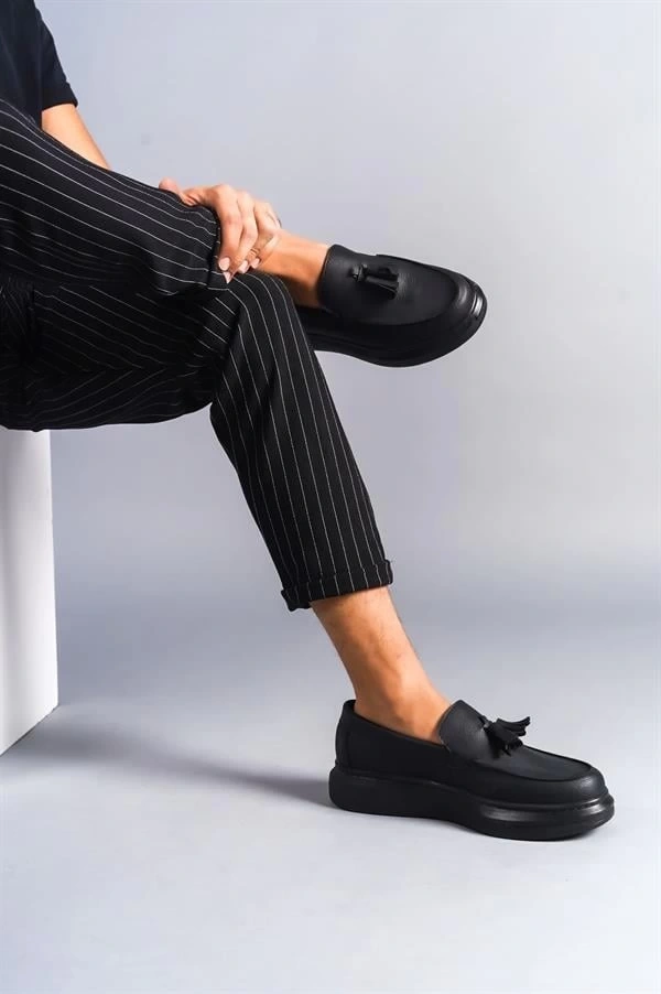 SLW154 Blaze Bağcıksız Püsküllü Cilt Erkek Günlük Spor Klasik Ayakkabı CST - Siyah