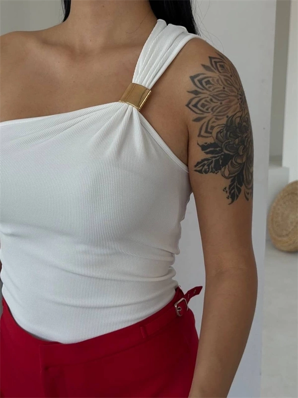 Tek omuzlu Otoman kumaş gold metal detaylı bluz s2311