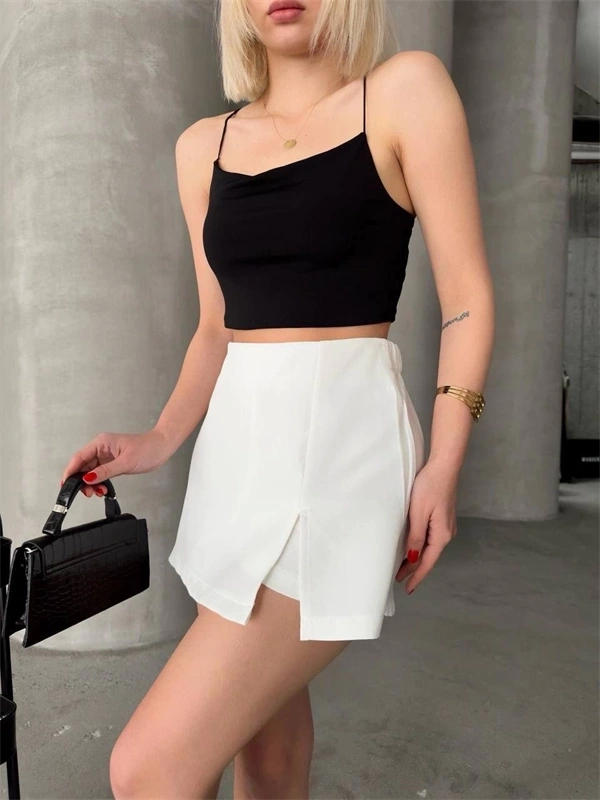 Tek yırtmajlı şort etek