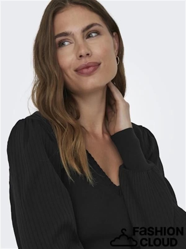 V Yaka Günlük Giyilebilen Şık Yaka Detay Kadın Sweat