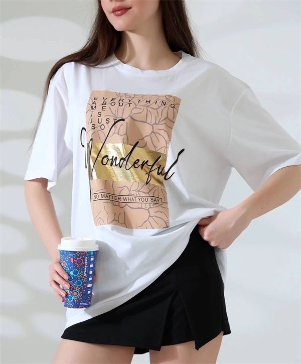 Varak Baskılı imza desen Kadın T-Shirt