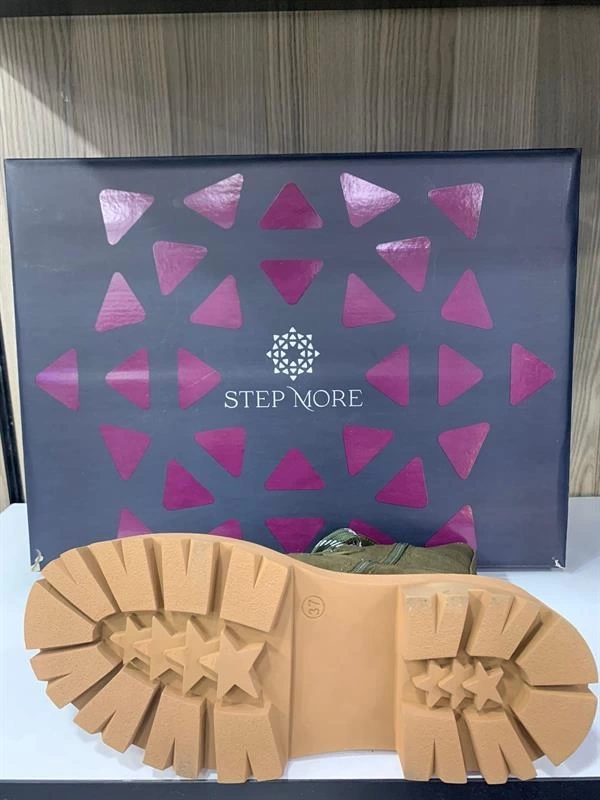 Z322412 Deri Bayan Fermuarlı Bot