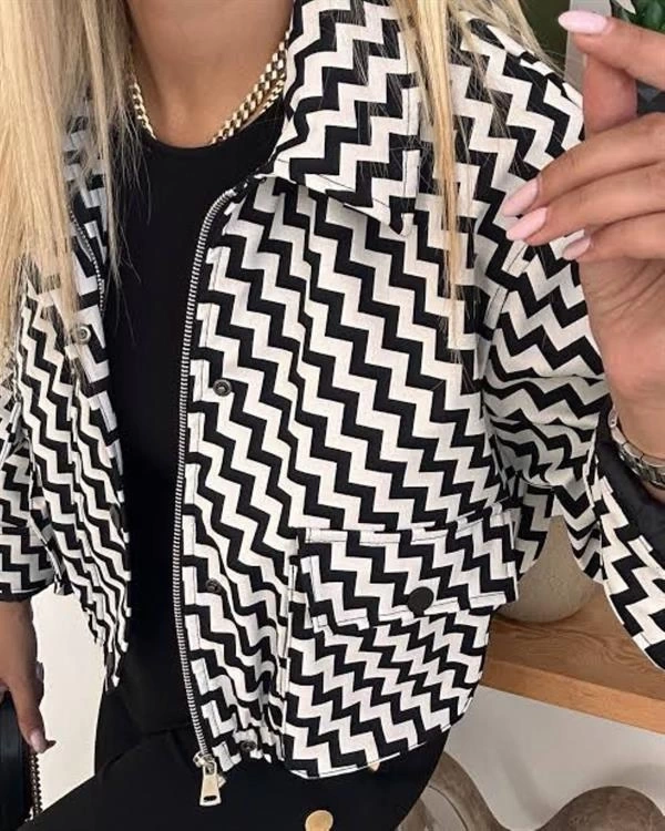 Zigzag Desenli Crop Kadın Ceket