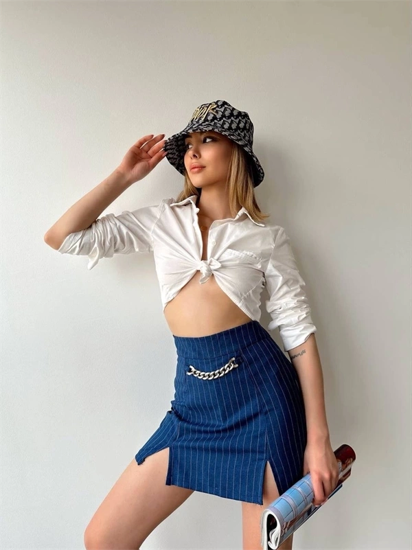 Zincir detaylı çizgili şort etek