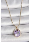 316L Çelik Gold Renk Zincir Mor Çiçek İşlemeli İnci Detay Portre Model Kadın Kolye