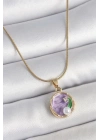 316L Çelik Gold Renk Zincir Mor Çiçek İşlemeli Zirkon Taş İnci Detaylı Minimal Portre Model Kadın Kolye