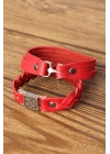 Desenli Metal Aksesuarlı Kırmızı Renk Deri Erkek Bileklik Kombin