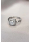 Gümüş Renk Baget ve Zirkon Taşlı Kare Yüzük