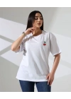 Kiraz işlemeli Kadın T-Shirt