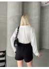 Tek yırtmajlı şort etek