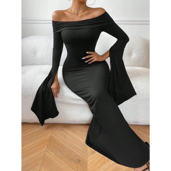 Kadın Madonna Yaka Uzun Yırtmaç Kol Detaylı Uzun Ithal Krep Elbise