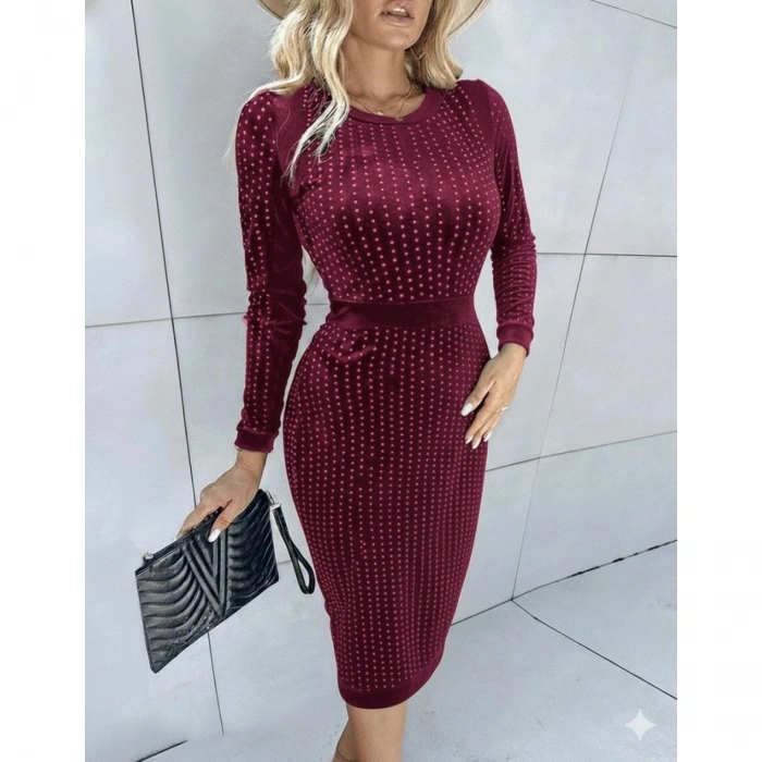 Kadın Uzun Kollu Bisiklet Yaka Taşlı Midi Kadife Elbise