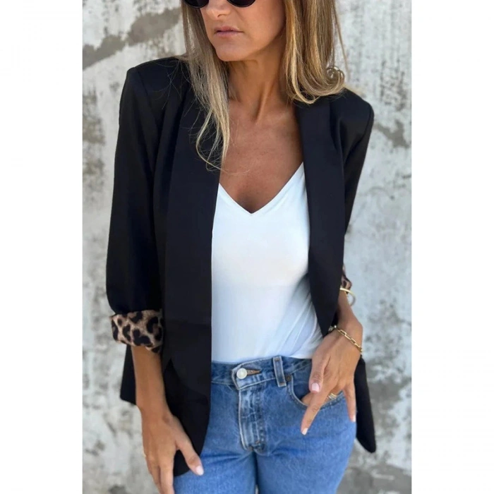 Kadın Uzun Kollu Yakalı önü Açık Leopar Desen Detaylı Astarlı Atlas Ceket