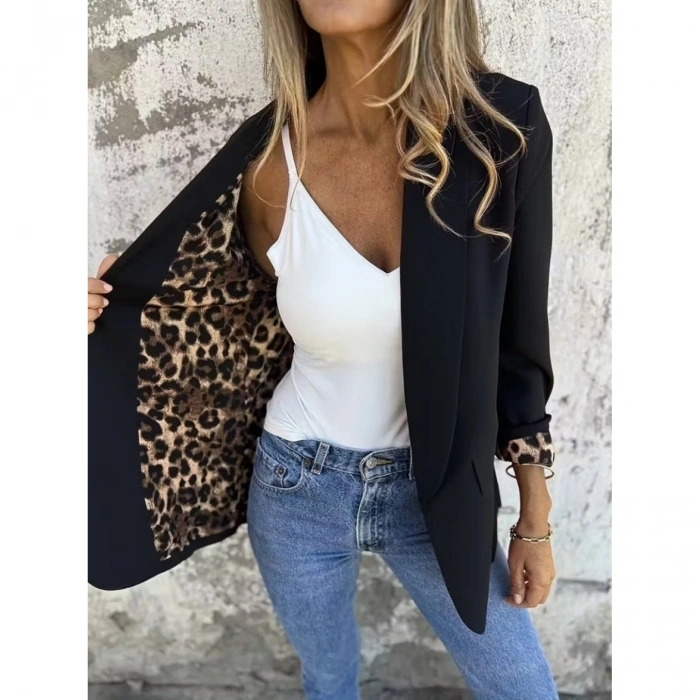 Kadın Uzun Kollu Yakalı önü Açık Leopar Desen Detaylı Astarlı Atlas Ceket