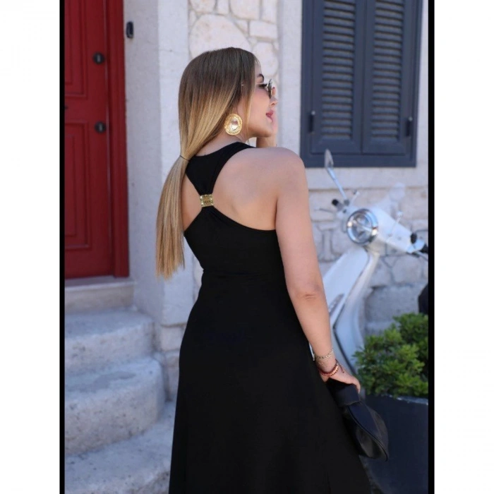 Kadın Omuzlardan Açık Arkadan Aksesuar Detaylı Yırtmaçlı Janjan Krep Elbise