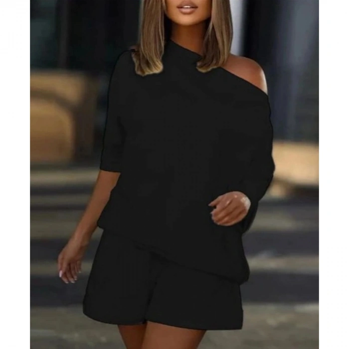 Kadın Kayık Yaka Salaş Iki Iplik Bluz Ve şort Ikili Takım