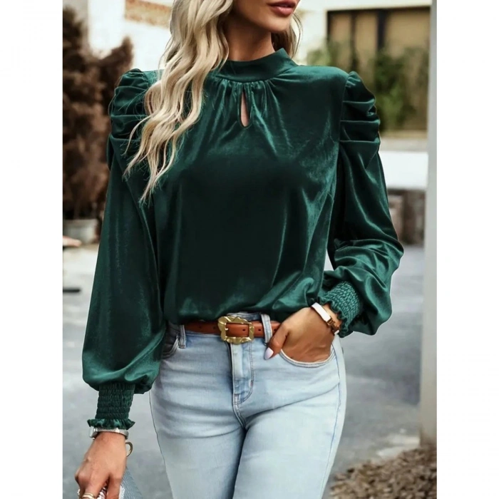 Kadın Uzun Kollu Balıkçı Yaka Damla Detaylı Kadife Bluz
